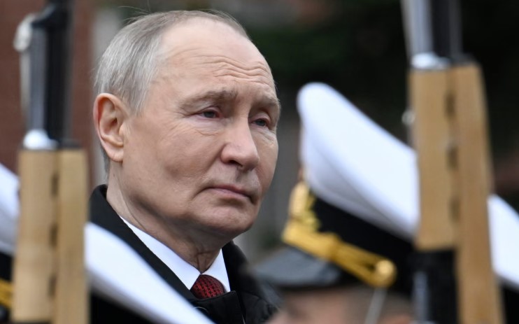 Розчарування еліт: The Guardian пише про зміну настроїв у Росії щодо Путіна